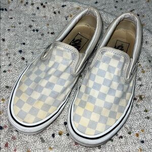 Vans checker slip on sneakers size 5(men) 6.5(women)